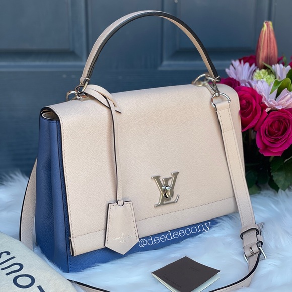 Louis Vuitton Handbags - 🌟LIKE NEW🌟 LOUIS VUITTON LOCKME 2 Toned